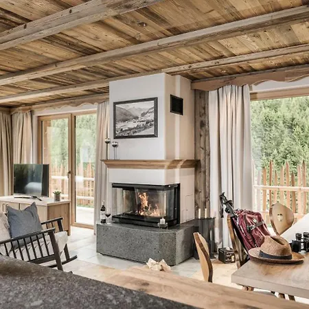 Farm Geislerhof - Private Chalet